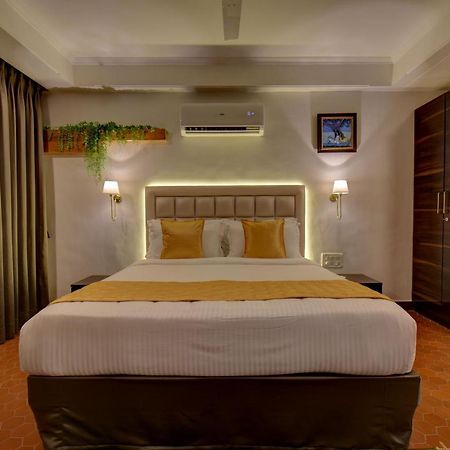 Elite Hotel Lonavala Εξωτερικό φωτογραφία