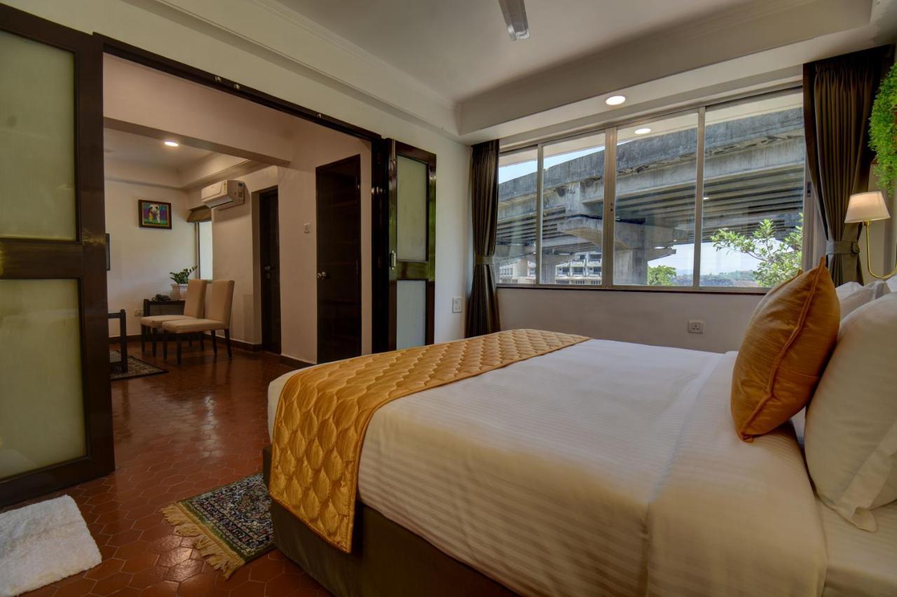 Elite Hotel Lonavala Εξωτερικό φωτογραφία