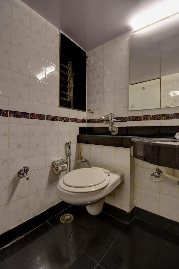 Elite Hotel Lonavala Εξωτερικό φωτογραφία