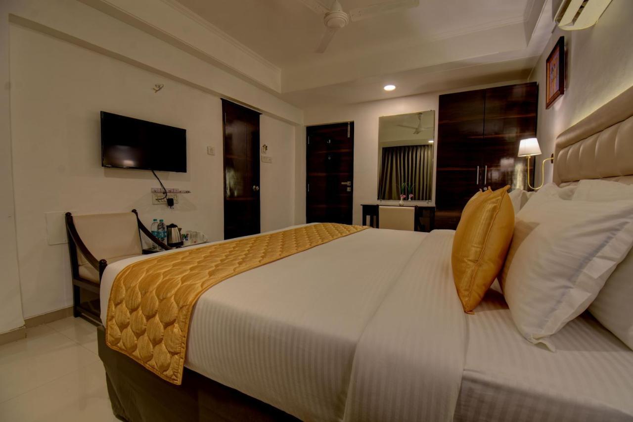 Elite Hotel Lonavala Εξωτερικό φωτογραφία