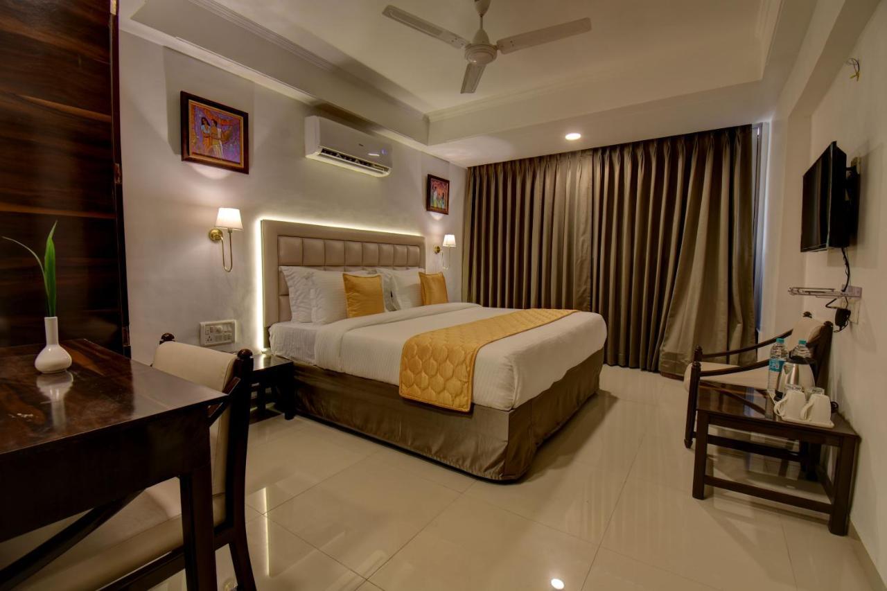 Elite Hotel Lonavala Εξωτερικό φωτογραφία