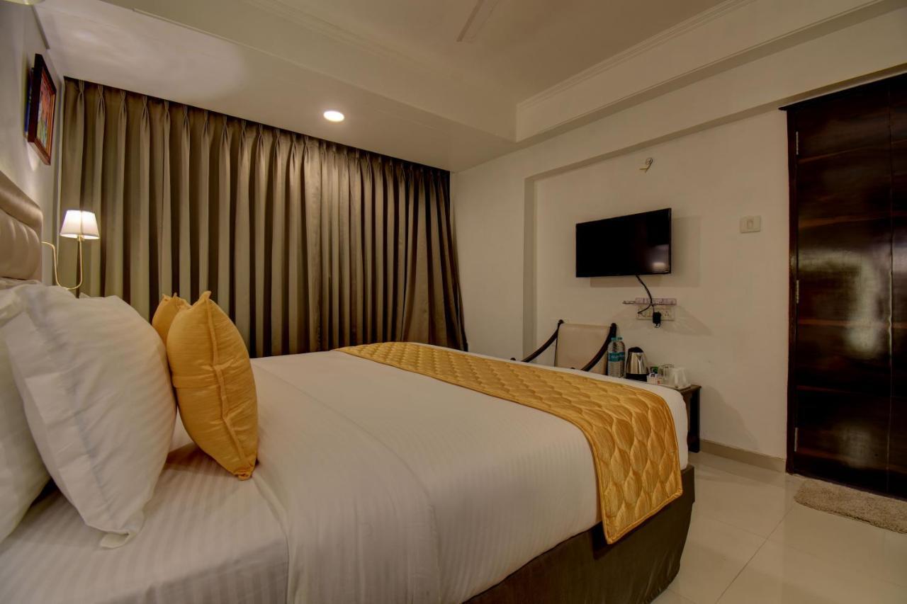 Elite Hotel Lonavala Εξωτερικό φωτογραφία