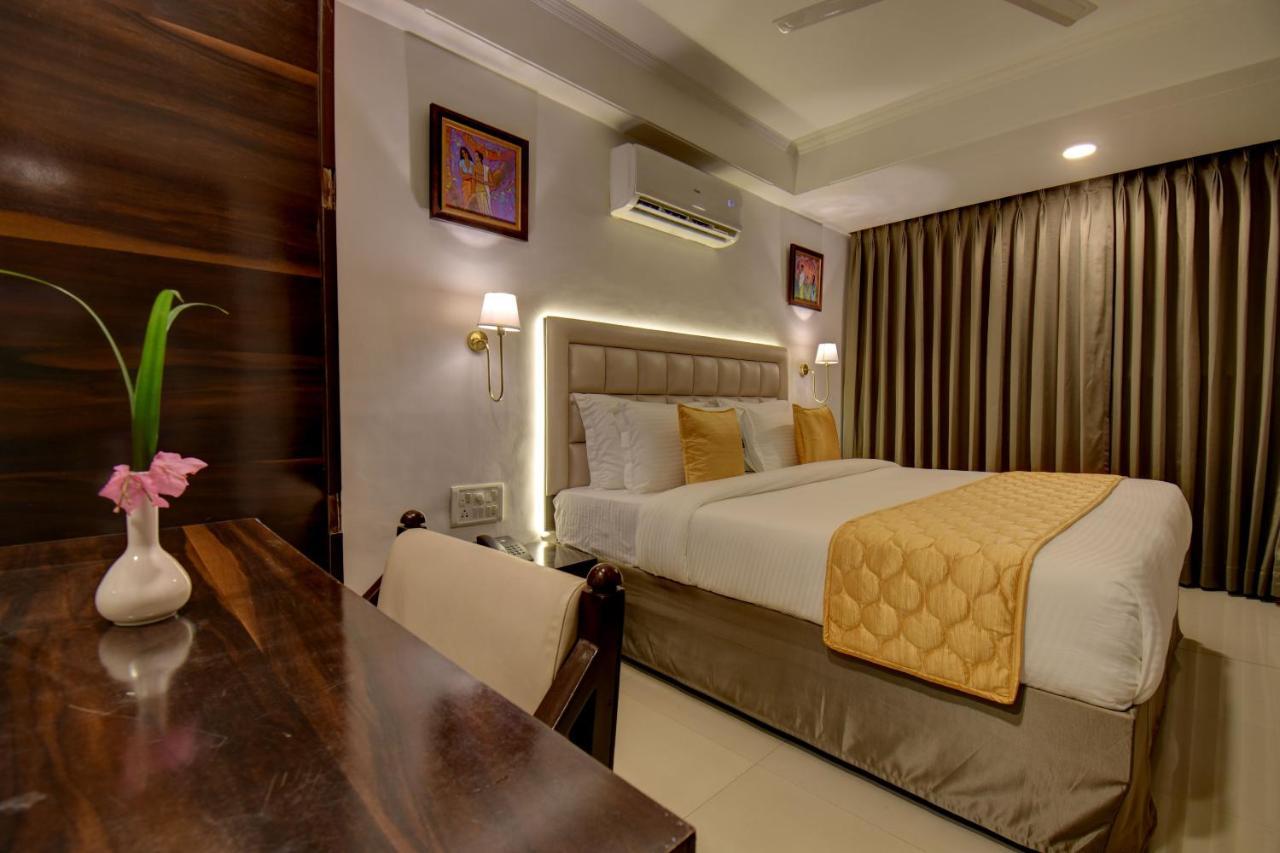 Elite Hotel Lonavala Εξωτερικό φωτογραφία
