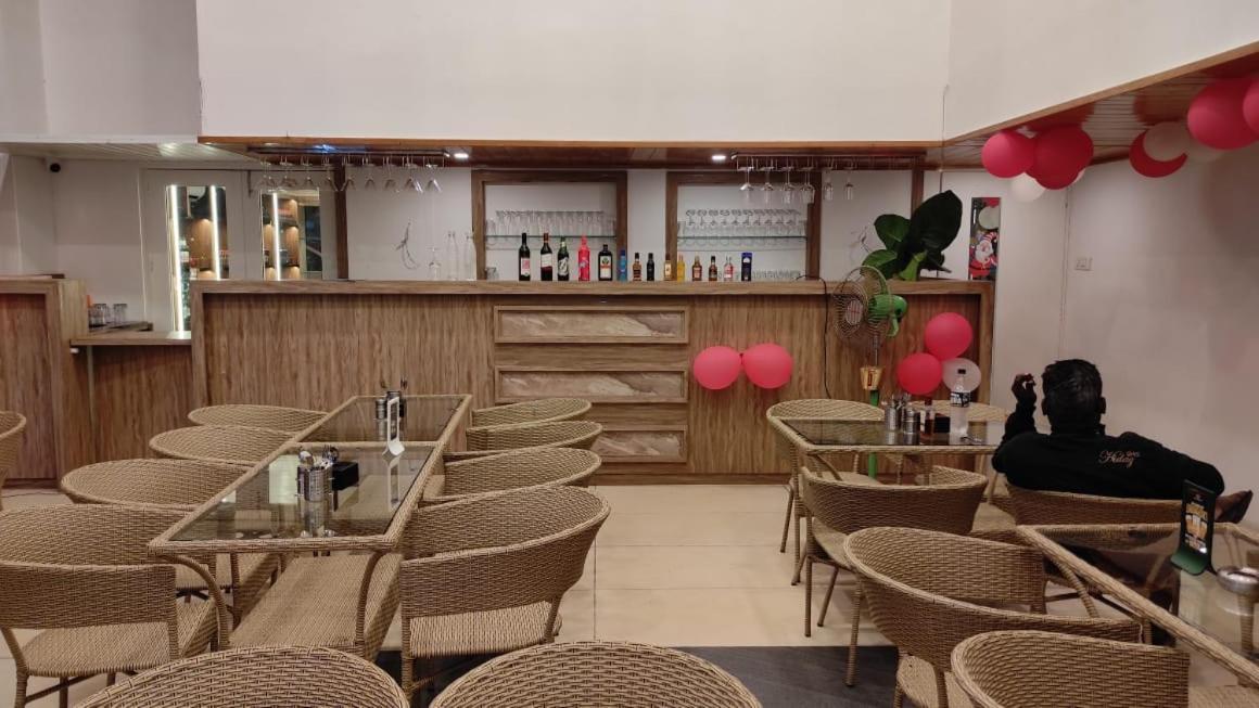 Elite Hotel Lonavala Εξωτερικό φωτογραφία